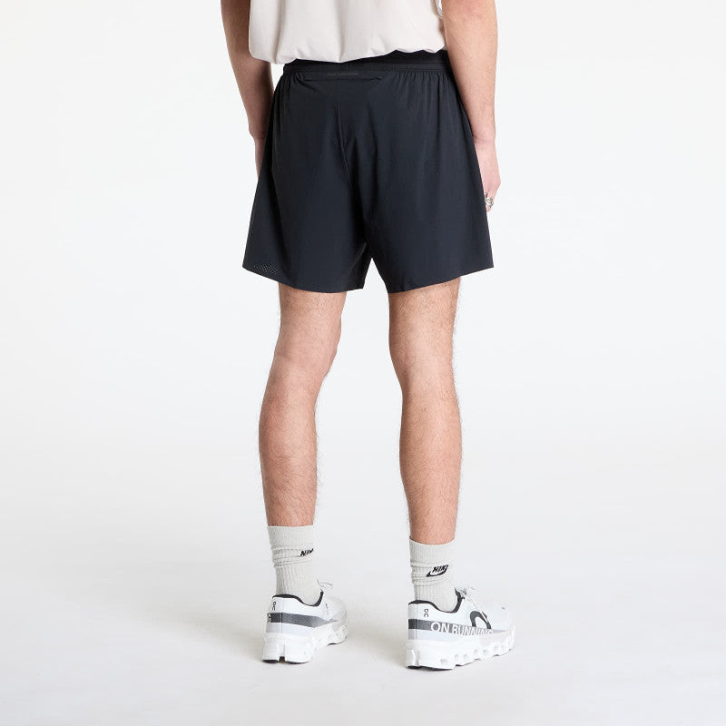 On 5" Performance Shorts Black