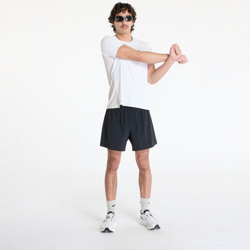 On 5" Performance Shorts Black