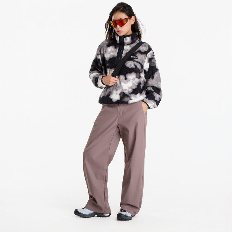 Columbia Helvetia™ II Printed Cropped Half Snap Black, Dyeflower