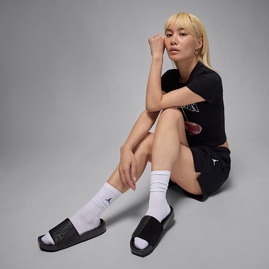 Jordan Wmns Nola Black/ Black-Black