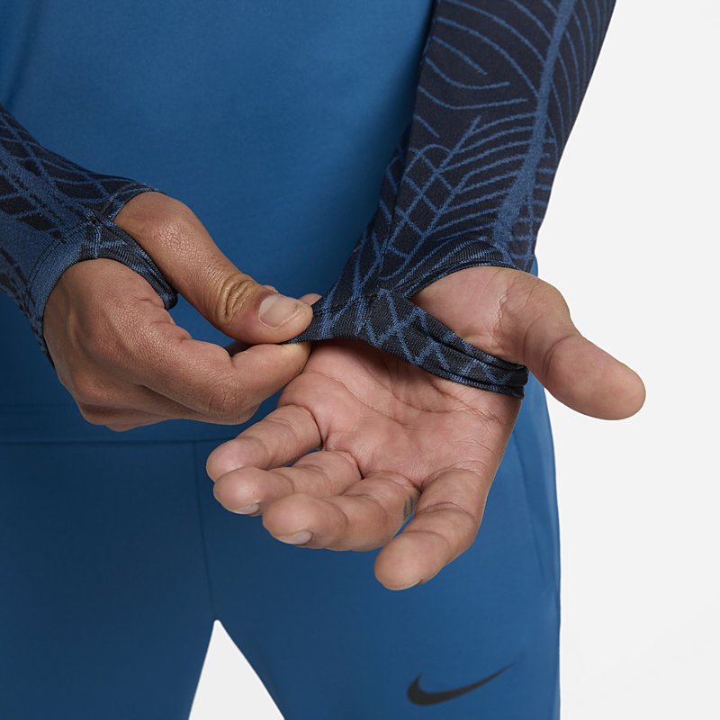 Nike Dri-FIT Strike