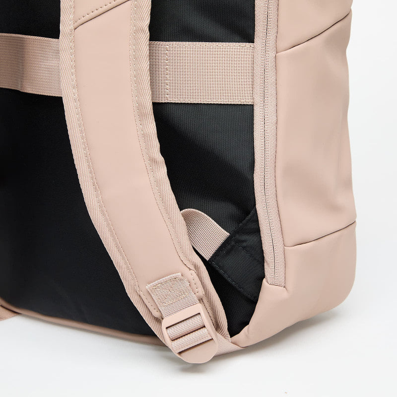 EASTPAK Yarin Backpack Matsand 18