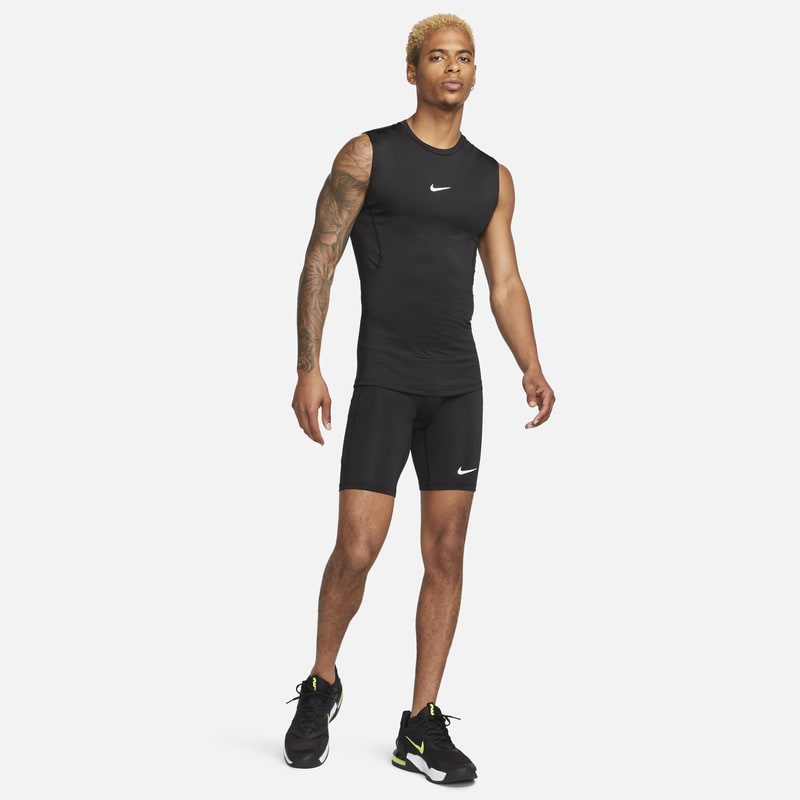 Nike Pro