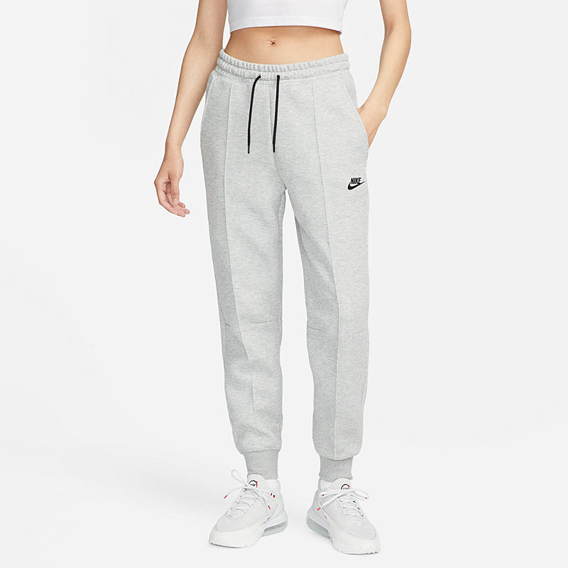 Nike Wmns Sportswear Tech Fleece