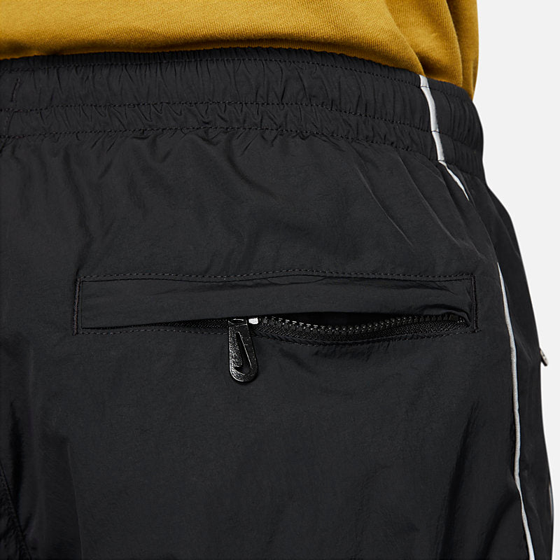 Nike Solo Swoosh