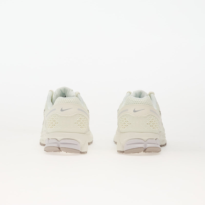 Nike Zoom Vomero 5 Sail/ Metallic Silver-Vast Grey