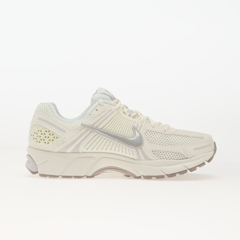 Nike Zoom Vomero 5 Sail/ Metallic Silver-Vast Grey