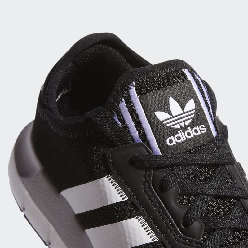 adidas Swift Run X