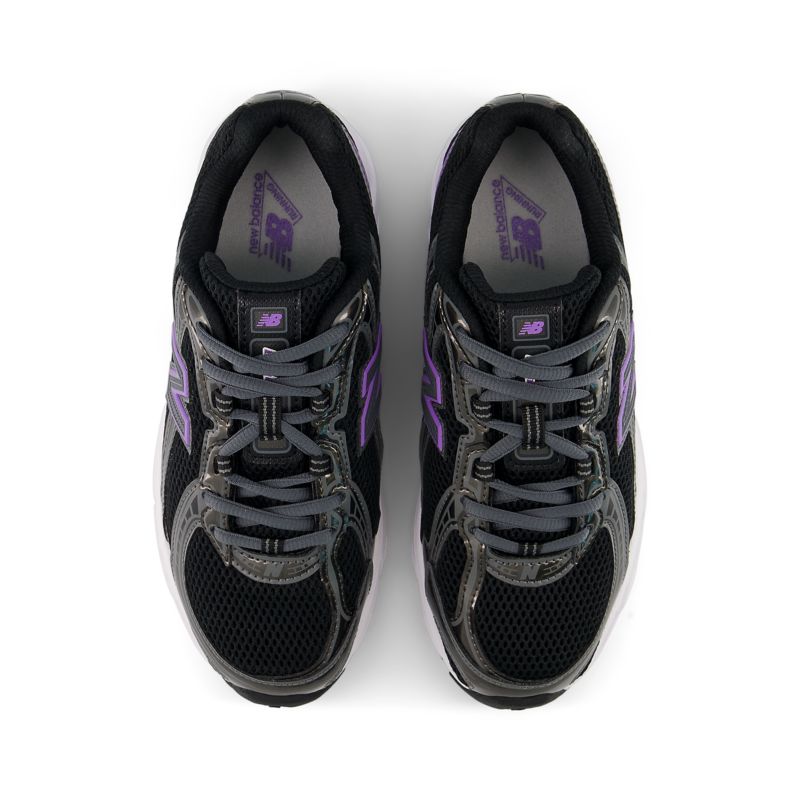 New Balance 740