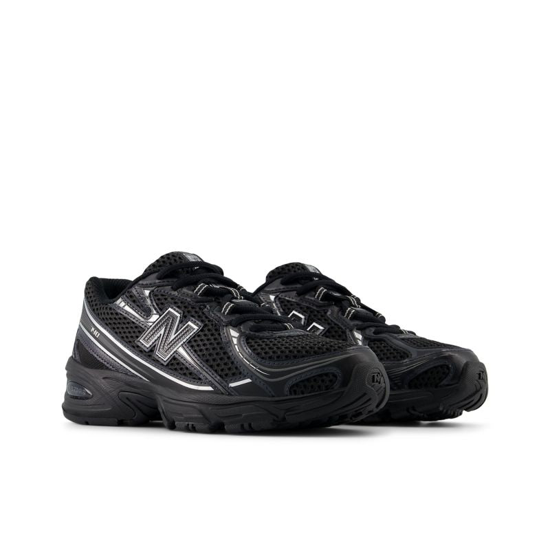 New Balance 740