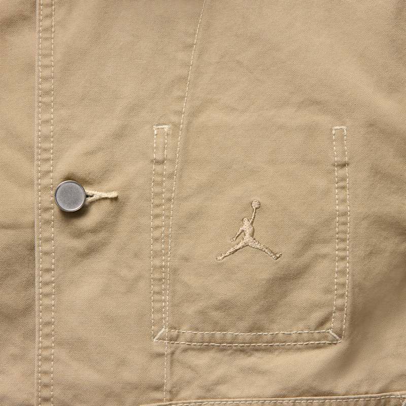 Jordan Essentials Chicago