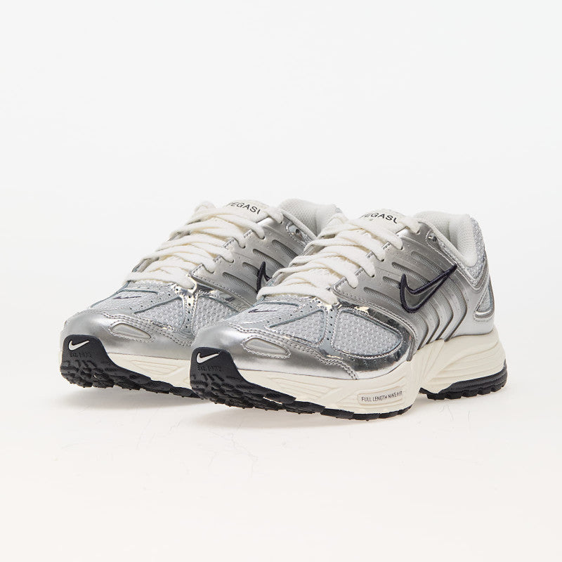 Nike Wmns Air Pegasus 2005 Photon Dust/ Chrome-Gridiron-Sail