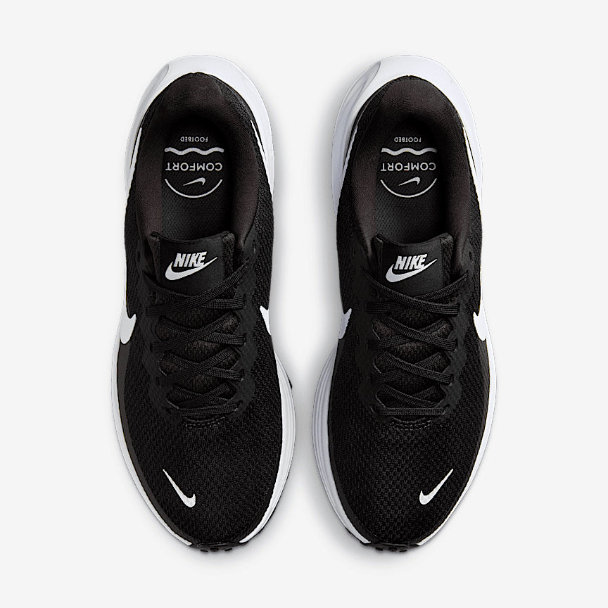 Nike Wmns Revolution 8