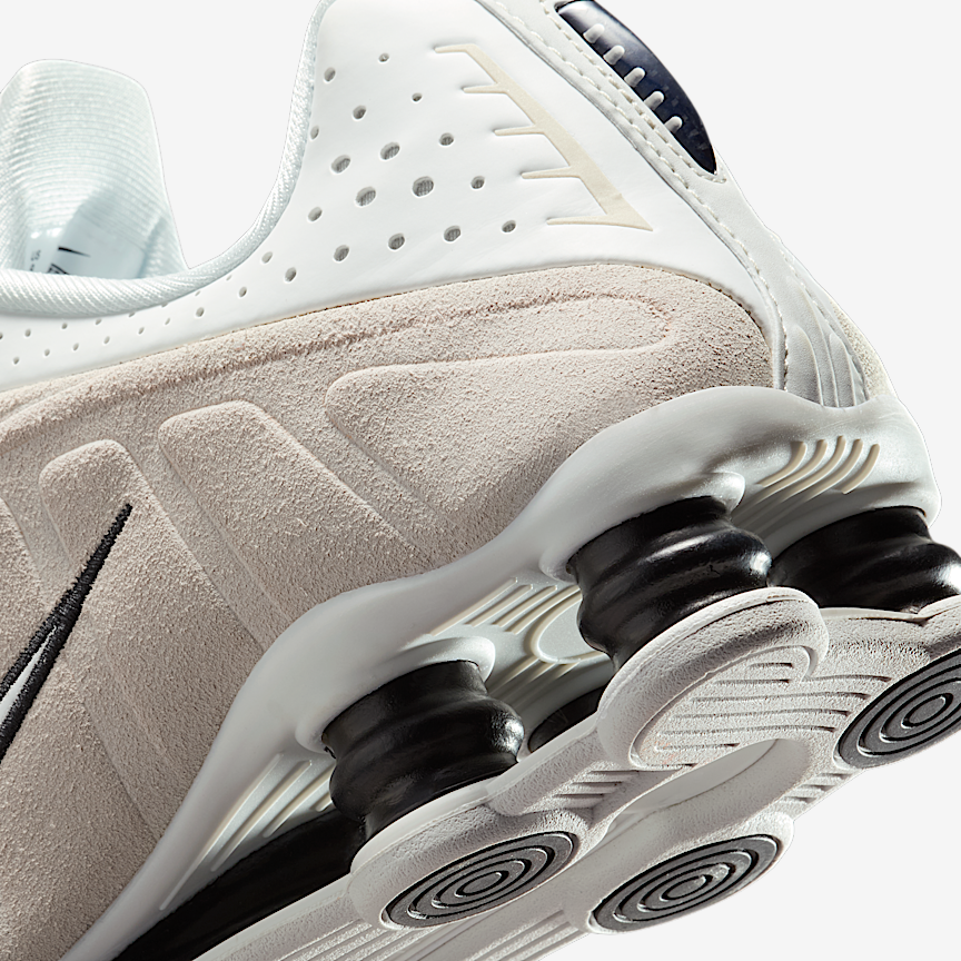 Nike Wmns Shox R4