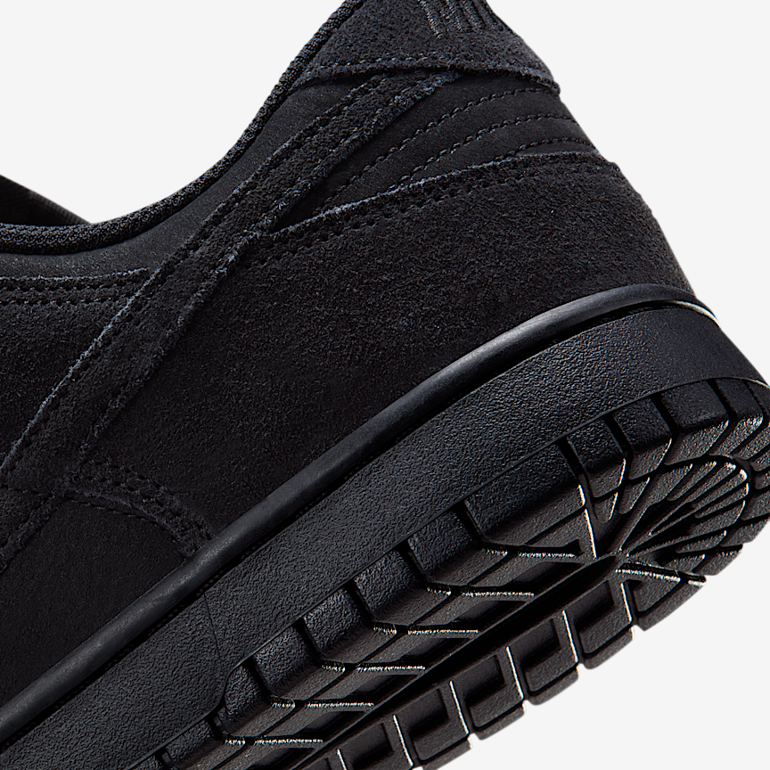 Nike Dunk Low Retro SE