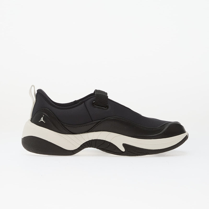 Jordan Wmns Pointe Black/ Sail