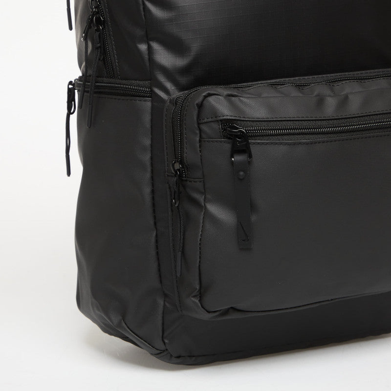 Nike Heritage Eugene 2.0 Winterized Backpack 20L Black/ Black/ White 20