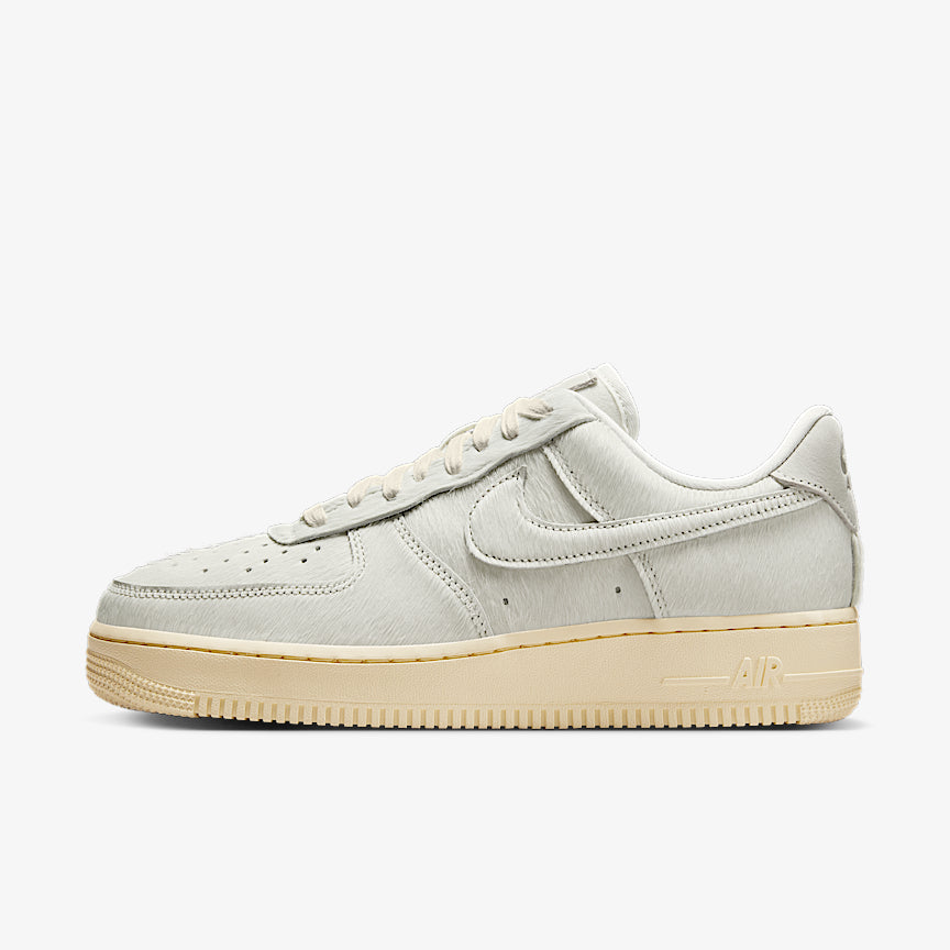 Nike Wmns Air Force 1 '07