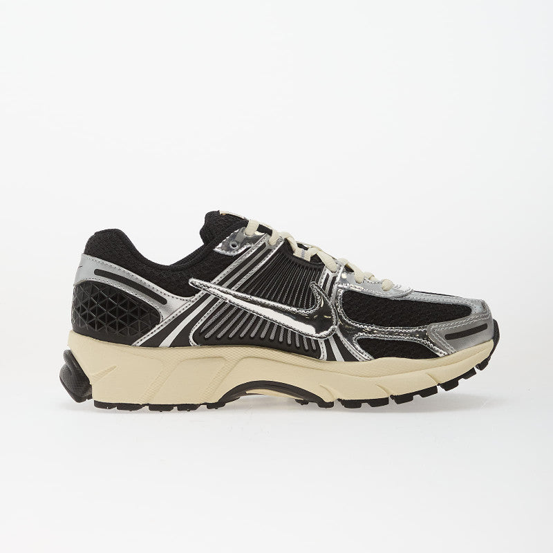 Nike Zoom Vomero 5 Black/ Chrome-Metallic Silver