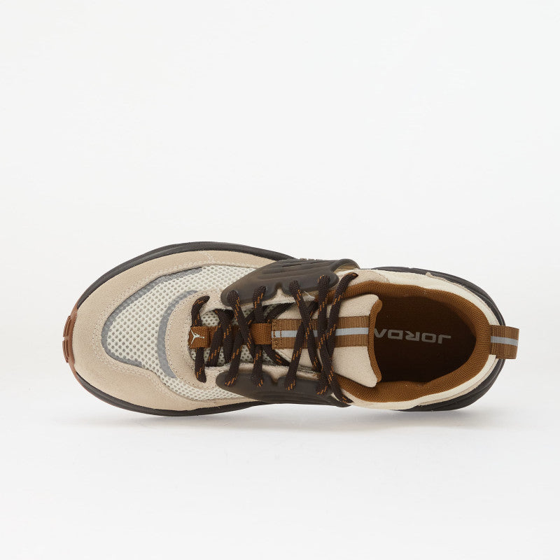 Jordan Trunner O/S Soft Pearl/ Lt British Tan-Shadow Brown