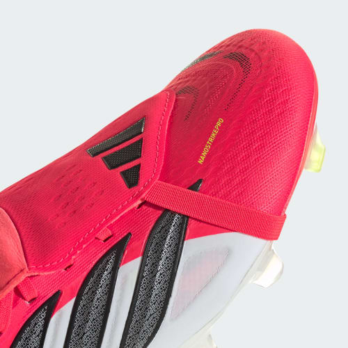 adidas z wywijanym językiem na naturalną nawierzchnię PREDATOR PRO