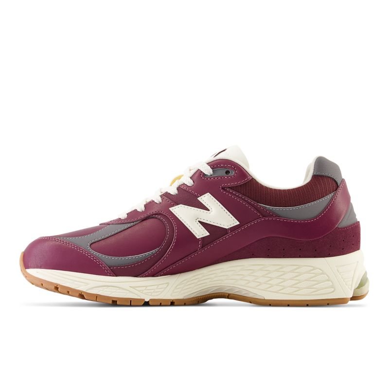New Balance 200