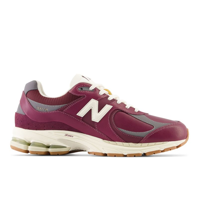 New Balance 200