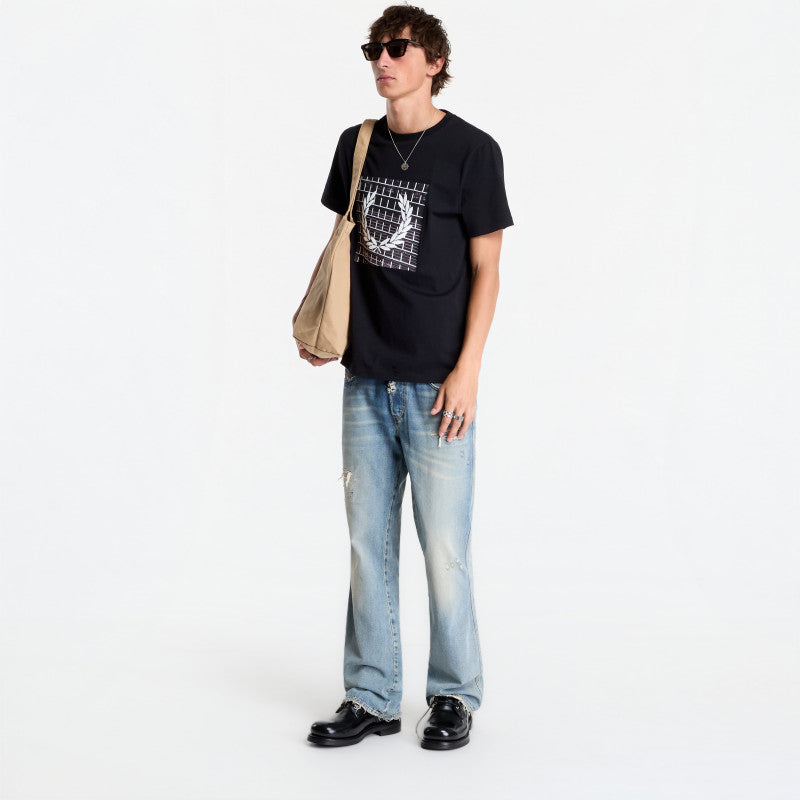 FRED PERRY Laurel Wreath Graphic Tshirt Black
