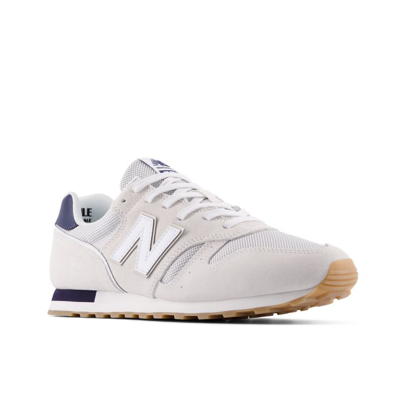 New Balance 373
