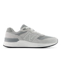 New Balance 880