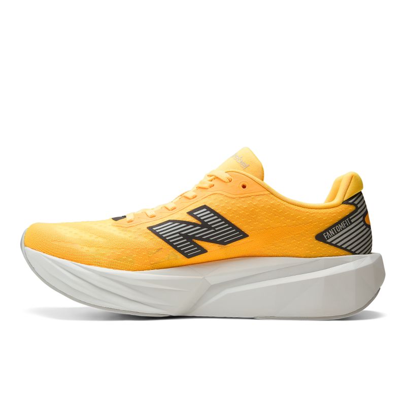 New Balance FuelCell Rebel v5