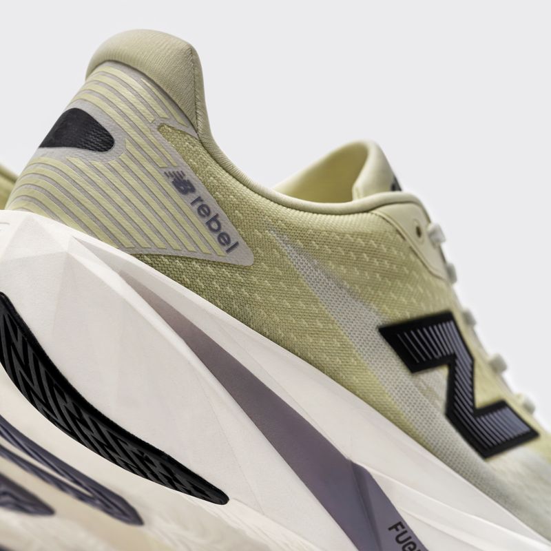 New Balance FuelCell Rebel v5