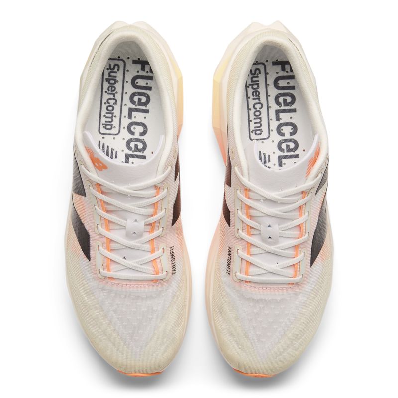 New Balance FuelCell SC Elite V4