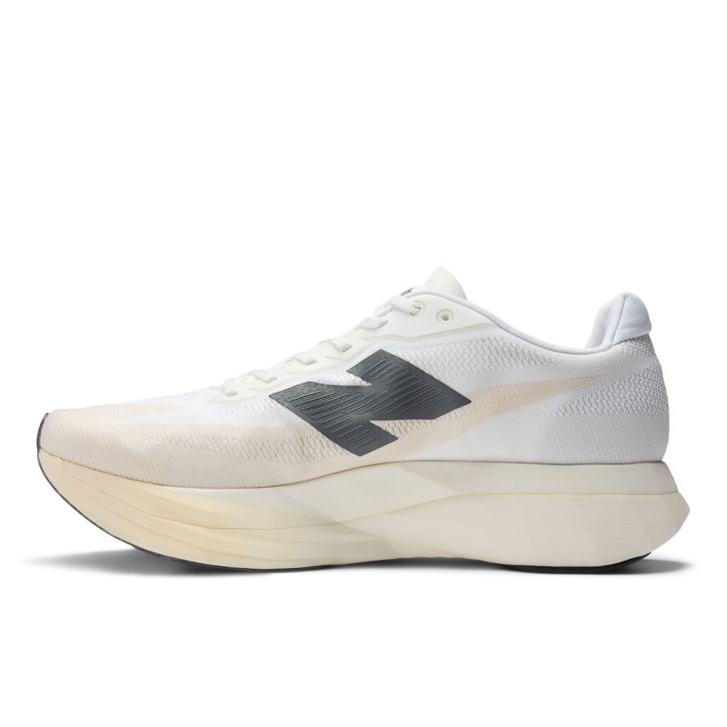 New Balance FuelCell SC Elite V5