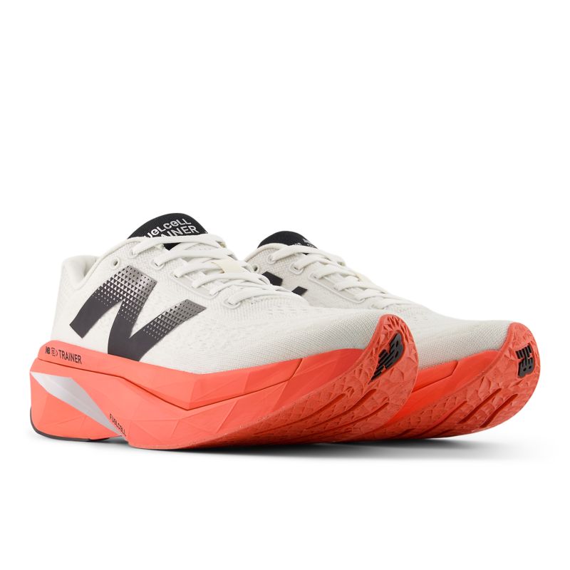 New Balance FuelCell SuperComp Trainer v3