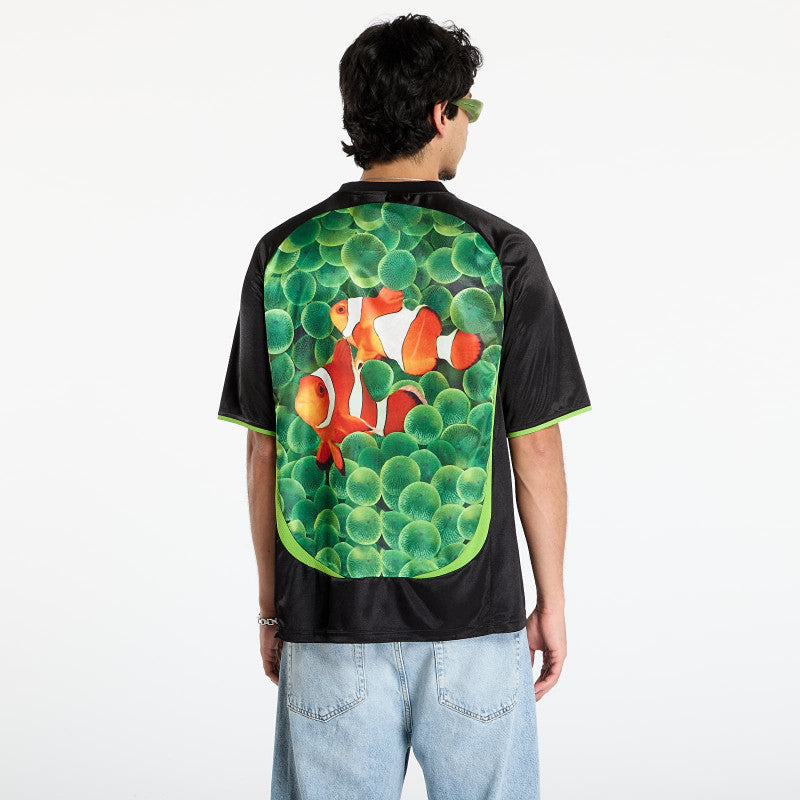 PLEASURES Aqua Soccer Jersey Black