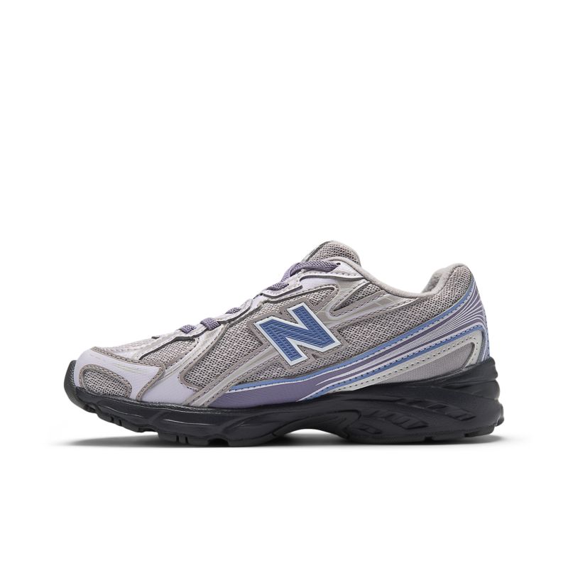 New Balance 740 GS