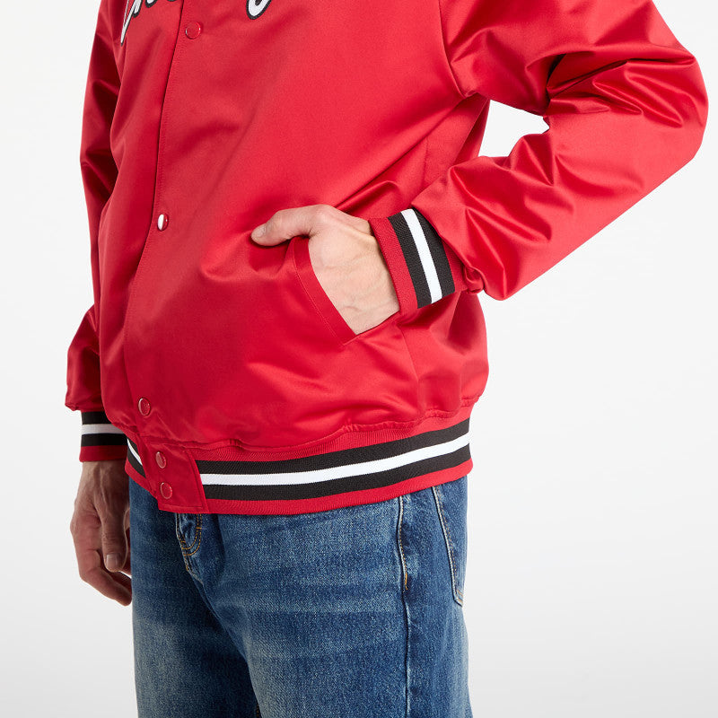 Mitchell & Ness NBA Lightweight Satin Jacket Vintage Logo Bulls Scarlet