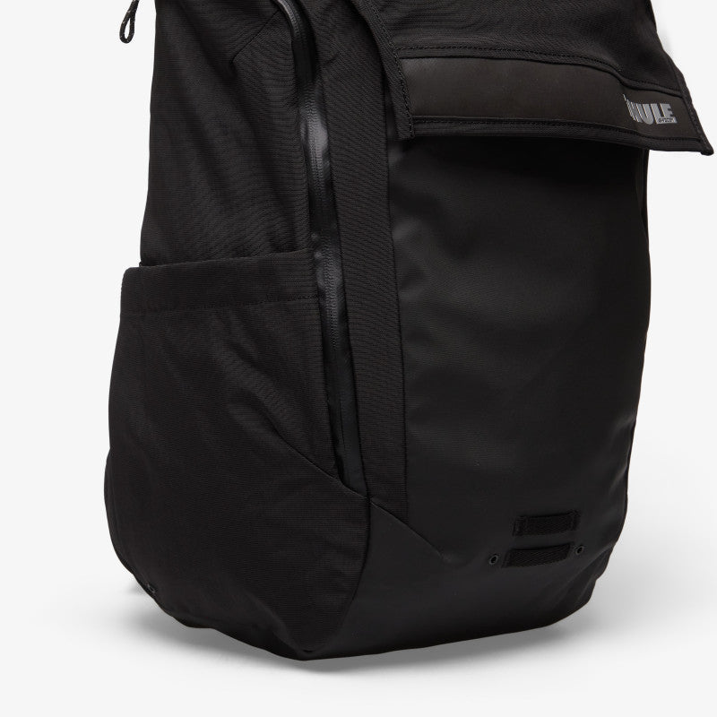 Thule Paramount Commuter Backpack 28L Black 28
