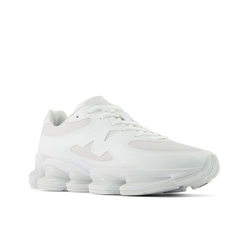 New Balance 2000 White/ White/ Black