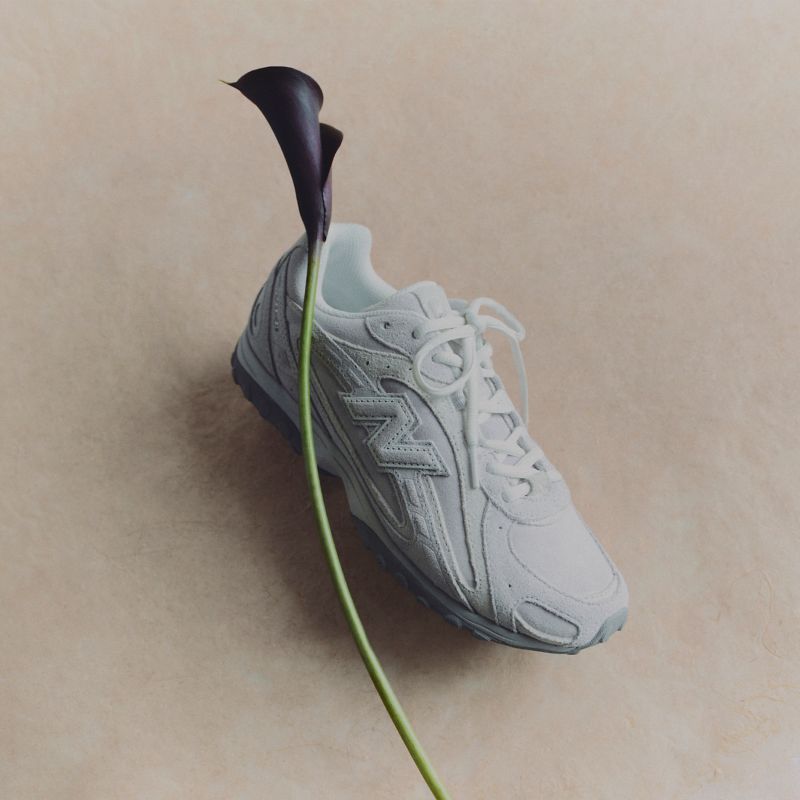 New Balance 204L Beige