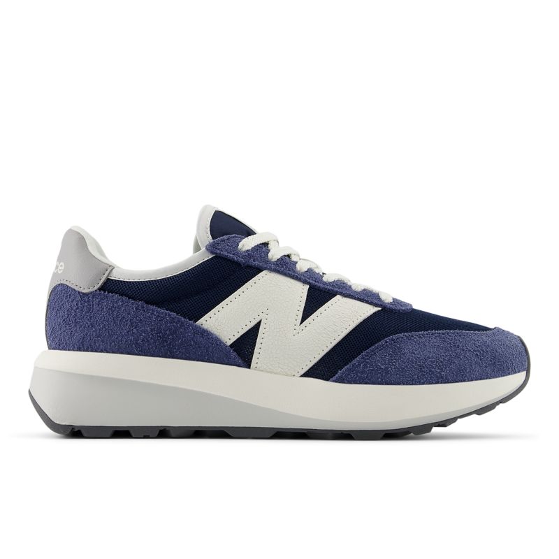 New Balance 370