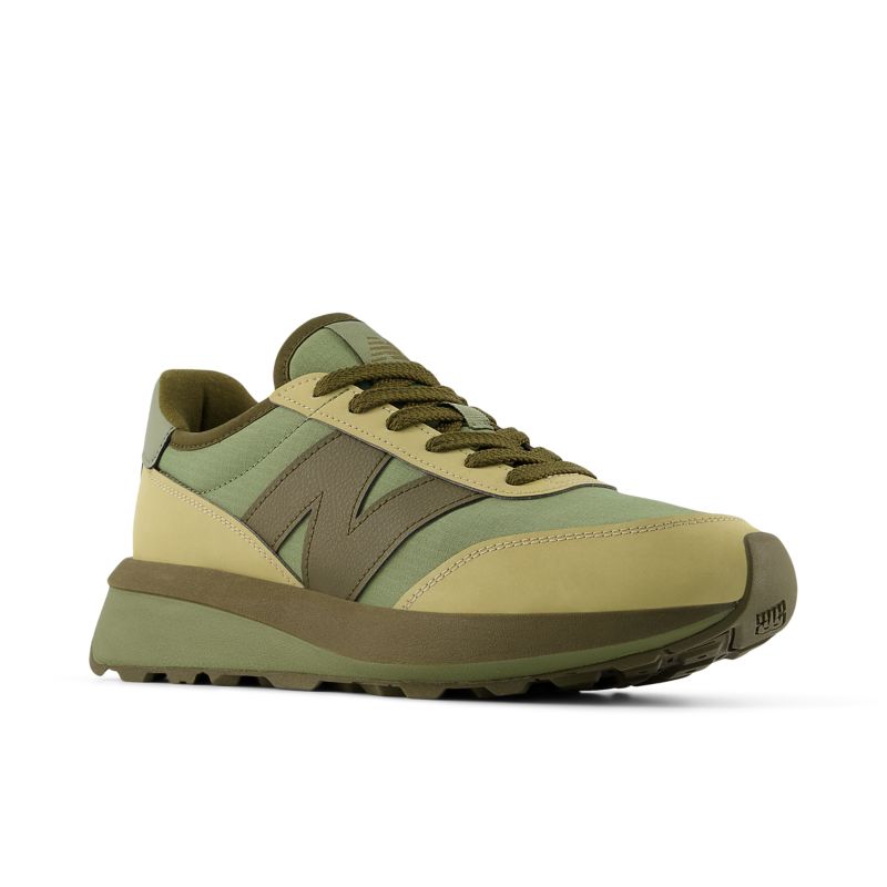 New Balance 370