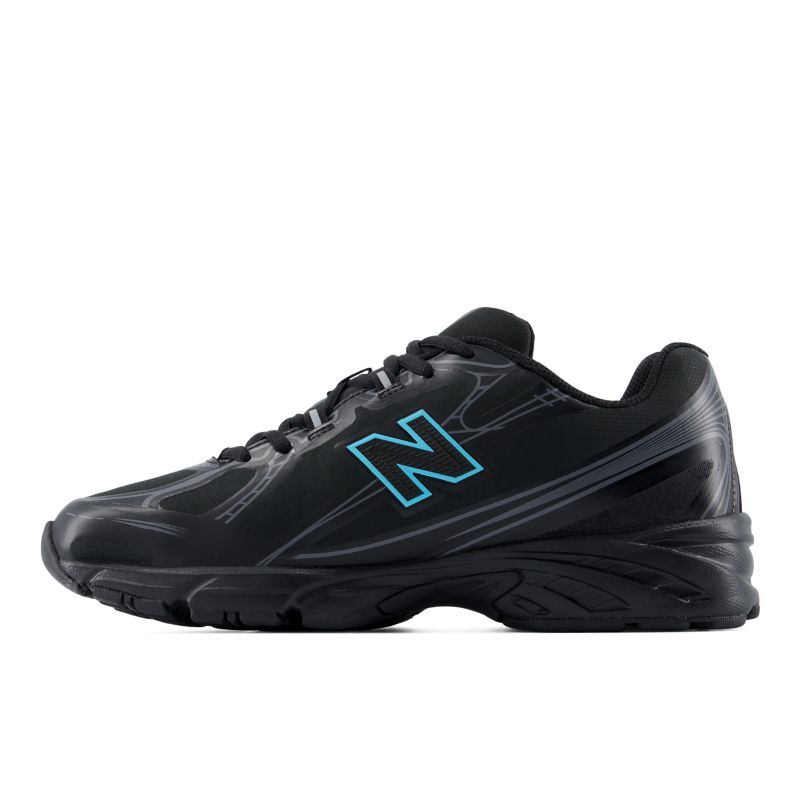 New Balance 740