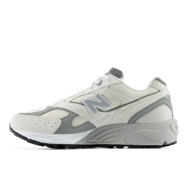 New Balance 880