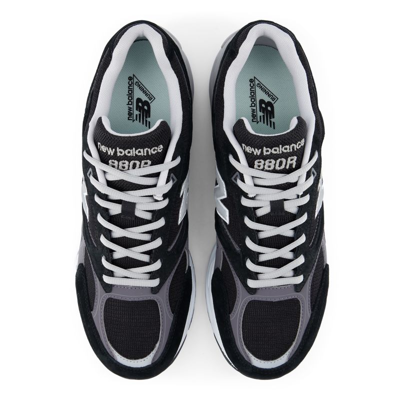 New Balance 880R Black/ Castlerock