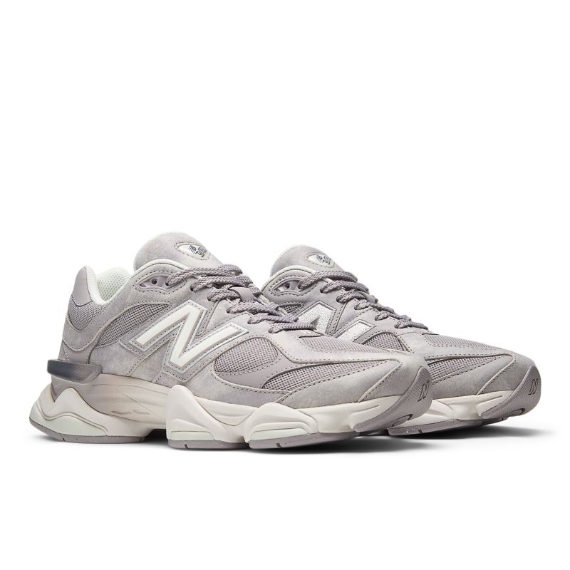 New Balance 608