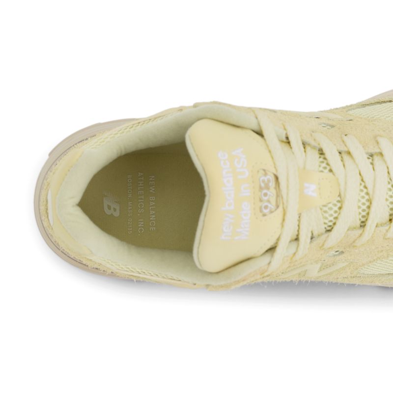 New Balance 993