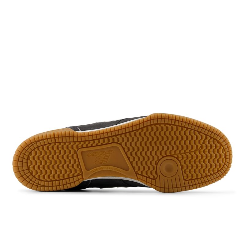 New Balance Numeric