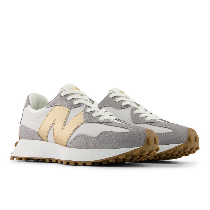 New Balance 327